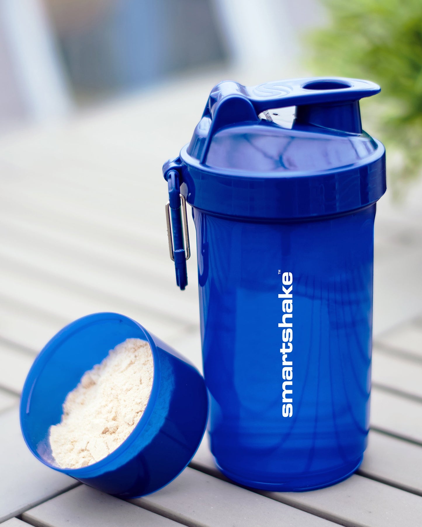 original2go-one-navy-blue-n0 Smartshake_Original2GoONE_Navy_Blue_lifestyle.jpg