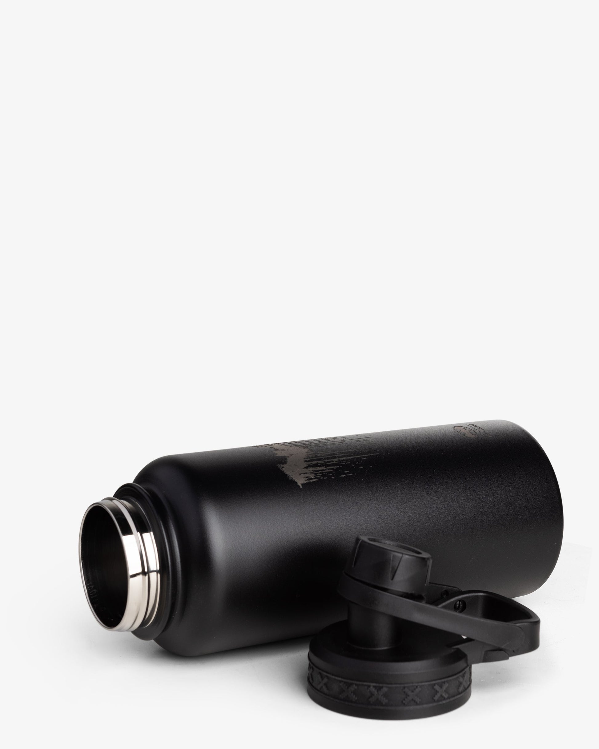 bohtal-insulated-sports-bottle-batman-dripping-logo-u3 Bohtal_Insulated_Sports_Bottle_Batman_Dripping_Logo_unassambled.jpg