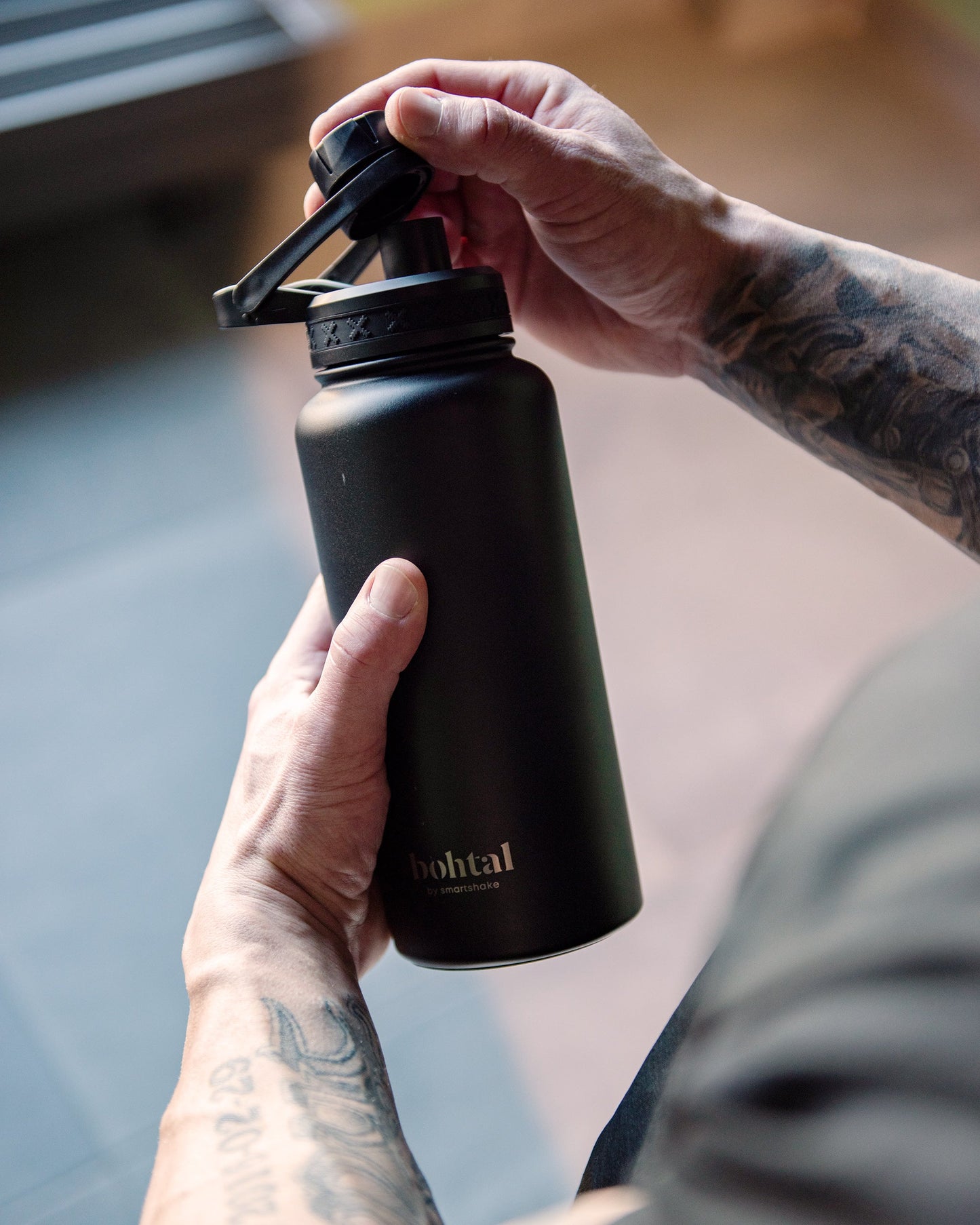bohtal-insulated-sports-bottle-black-w5 Bohtal_Insulated_Sports_Bottle_Black_lifestyle.jpg