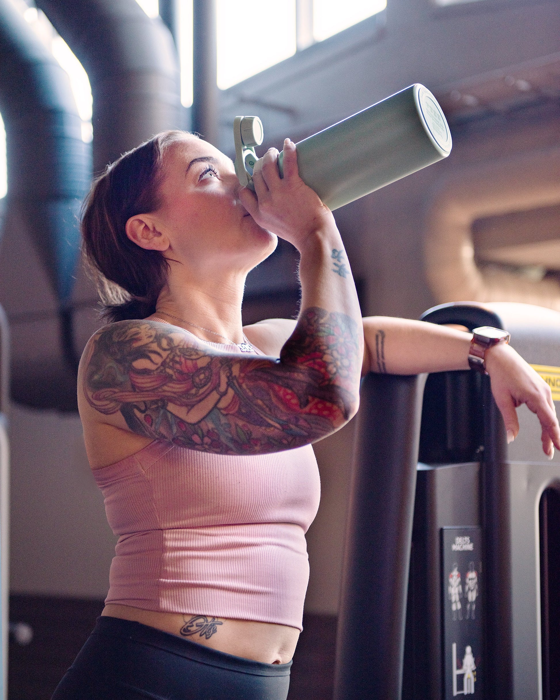 bohtal-insulated-sports-bottle-green-c3 Bohtal_Insulated_Sports_Bottle_Green_lifestyle.jpg