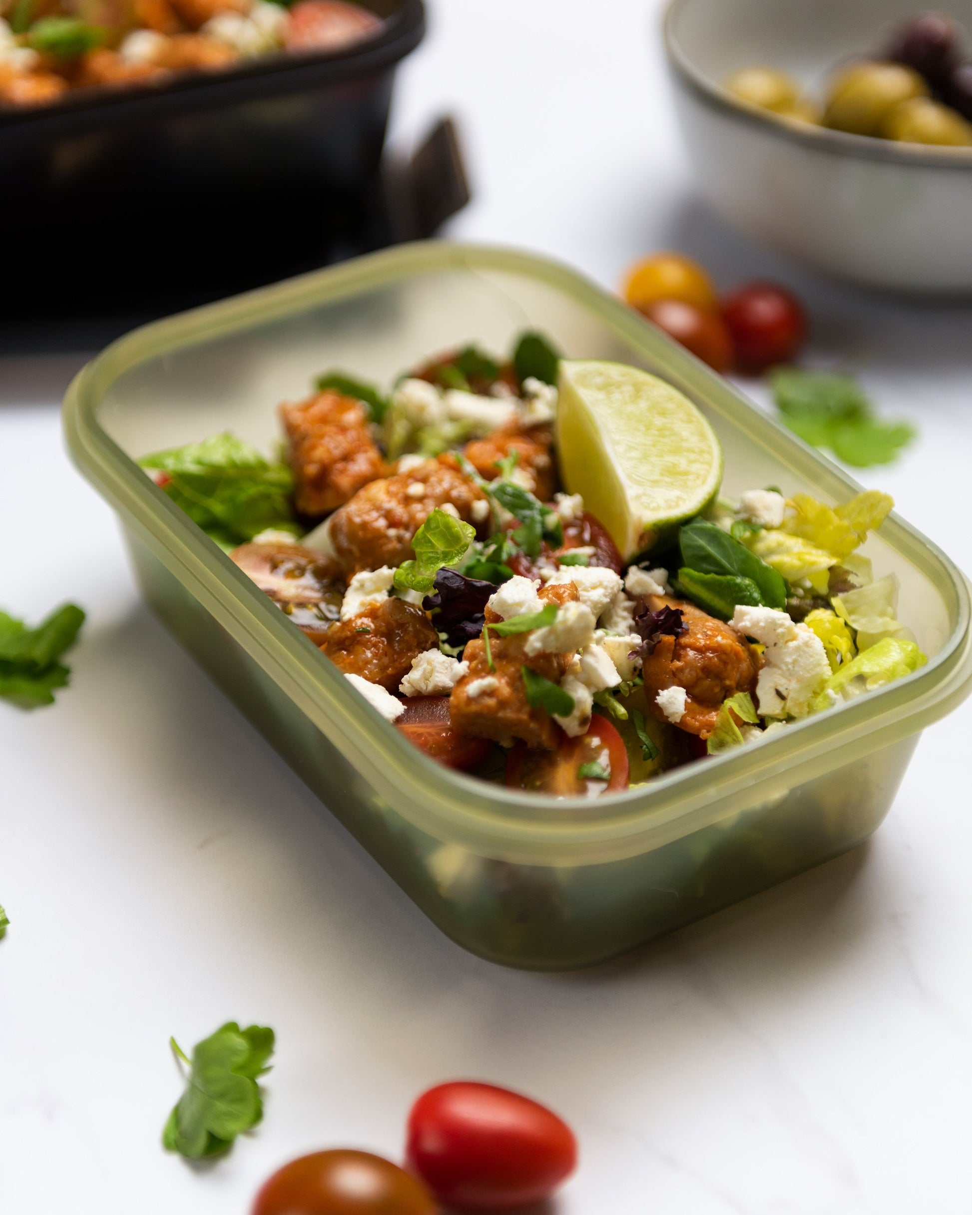 food-storage-container-dusky-green-e1 Smartshake_Food_Storage_Container_Dusky_Green_Lifestyle.jpg