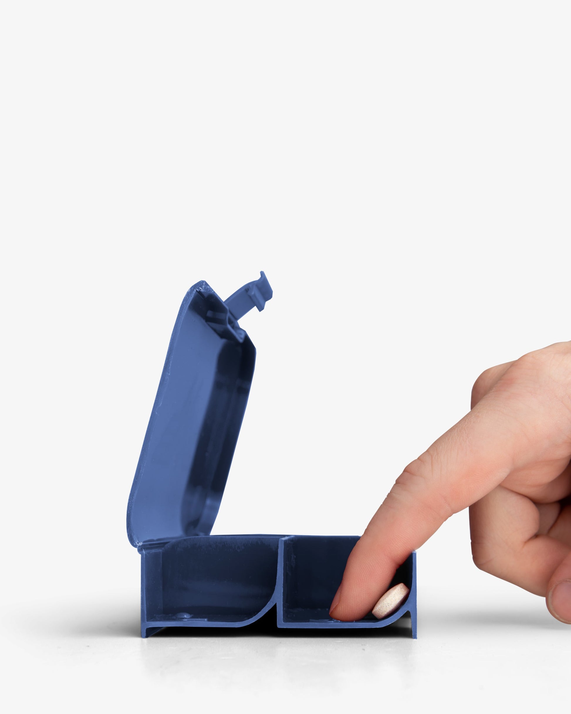 pill-box-organizer-superman-o3 Smartshake_PillBox_Organizer_Superman_curved_pillbox.jpg