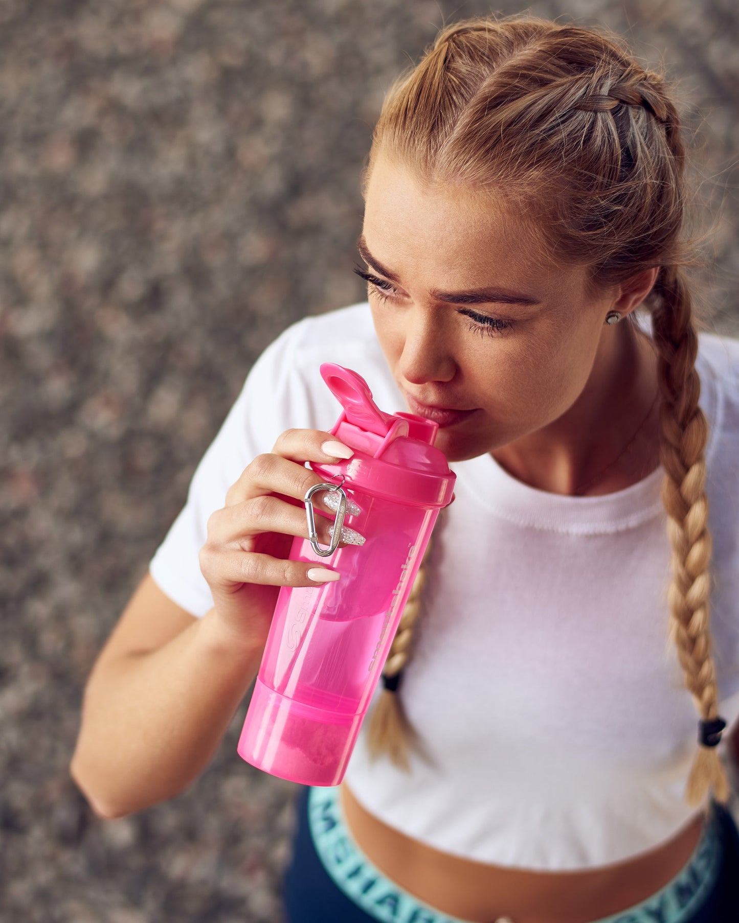 slim-pink-g7 Smartshake_Slim_pink_lifestyle.jpg