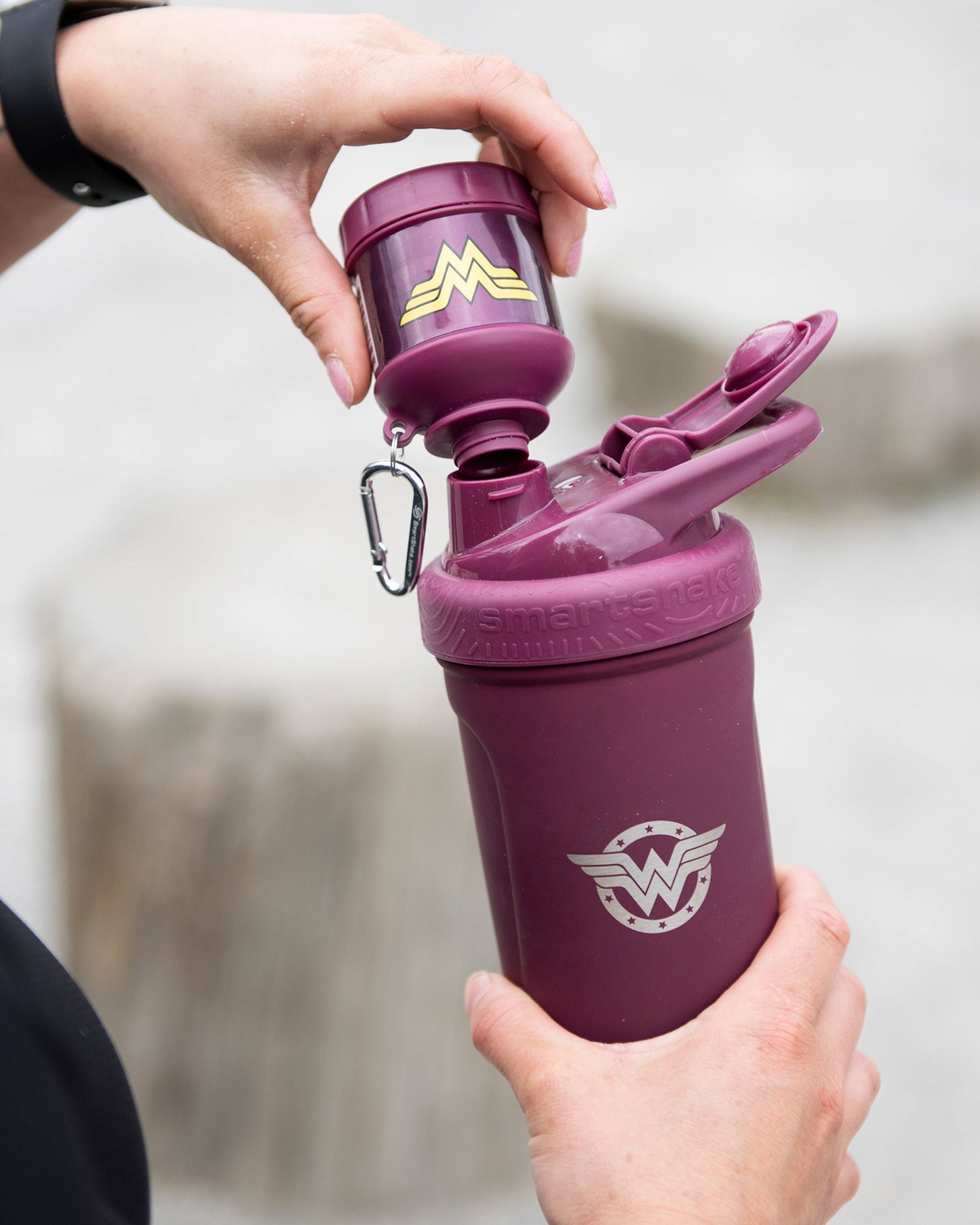 whey2go-funnel-wonder-woman-h5 Smartshake_Whey2Go_Wonderman_Lifestyle.jpg