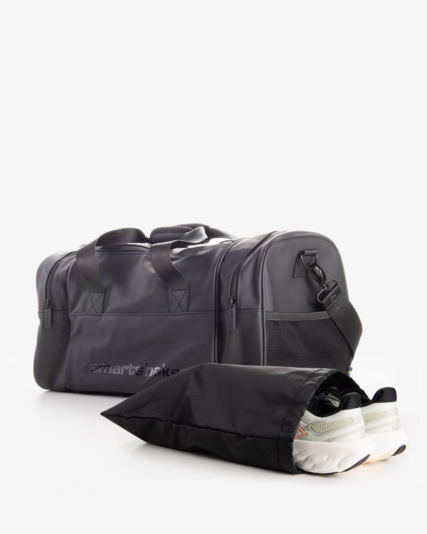 gym-bag-black-d9 Smartshake_gym_bag_Black_unassamled_24a00c8d-f290-45f6-bb42-151f345784ff.jpg