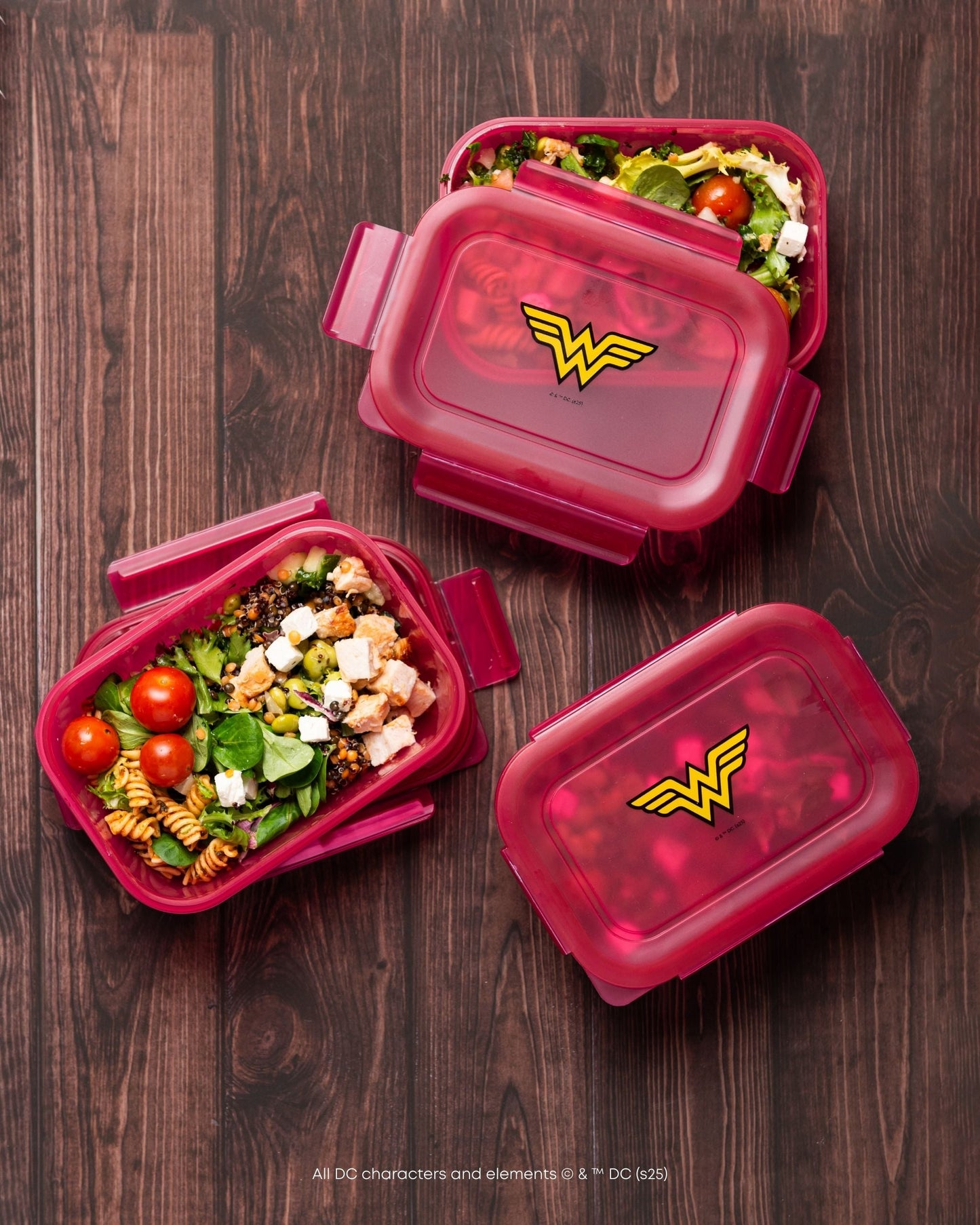 food-storage-container-wonder-woman-t0 WonderWoman_lifestyle.jpg