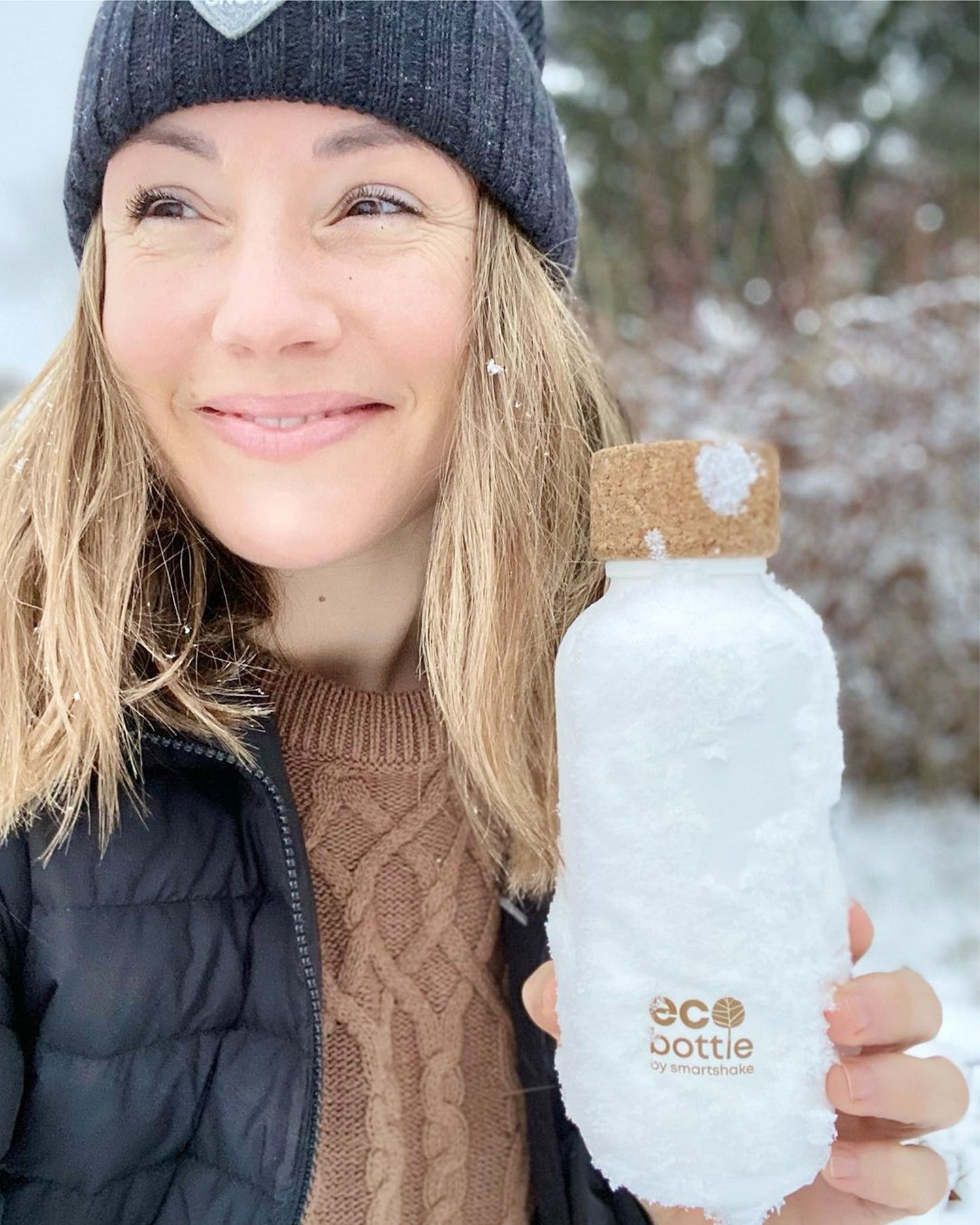 ecobottle-650-white-e1 samrtshake_ecobottle_white_lifestyle.jpg